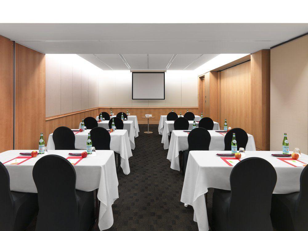 Crowne Plaza Sydney Macquarie Park By Ihg Hotel Buitenkant foto